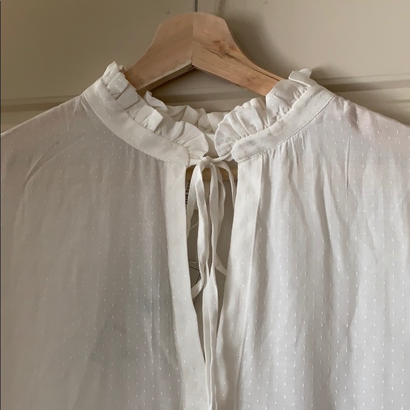 NWT H&M Top with Ruffled Collar - Picture 2 of 7